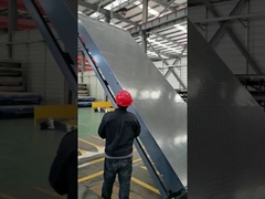 4Nivelador de muelle de más de 7 m