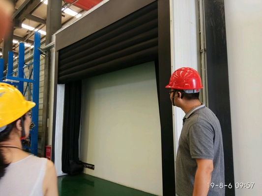 Loading Inflatable Dock Shelters Are Energy Efficient Which Good Sealing Between Dock Door And Truck