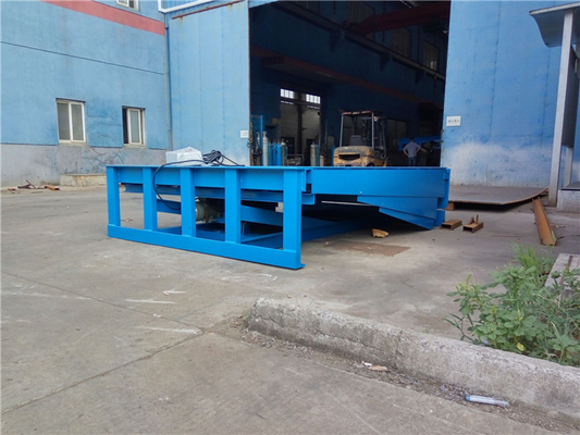 Loading Dock Hydraulic Ramp Hydraulic Dock Levelers 10000KG 15000KG Blue