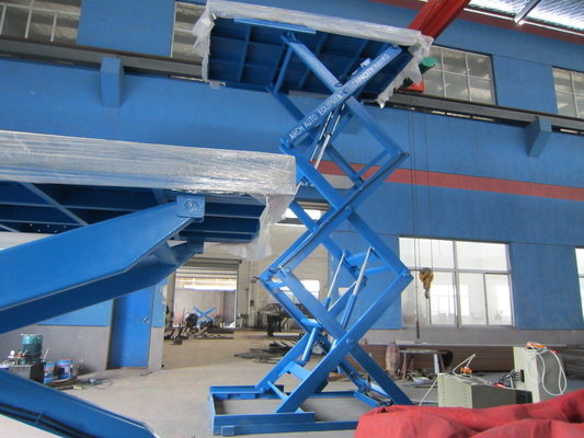 Anti Skid Checkered Hydraulic Mezzanine Goods Lift 6T Loading