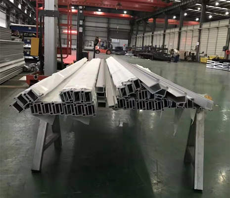Warehouse Inflatable Dock Shelter Prevents Outdoor Heat Entering Freezing Storage