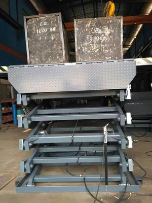 La explosión anti hidráulica Scissor la plataforma de la elevación con la estructura del brazo verticalmente