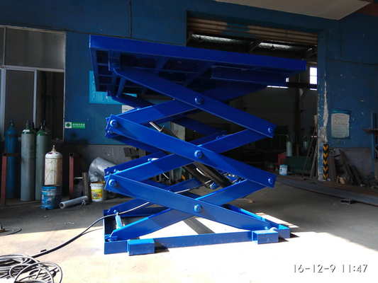 Reinforced anti skid VRC Small Electric Platform Lift Move Goods To Mezzanine