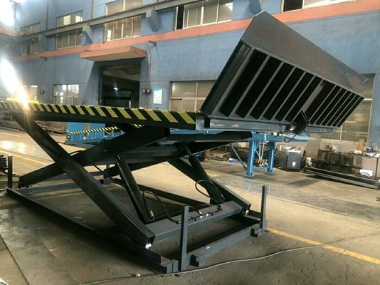 el embarcadero hidráulico de la placa frontal anti de la resbalón de la capacidad de carga 3000kg Scissor la elevación